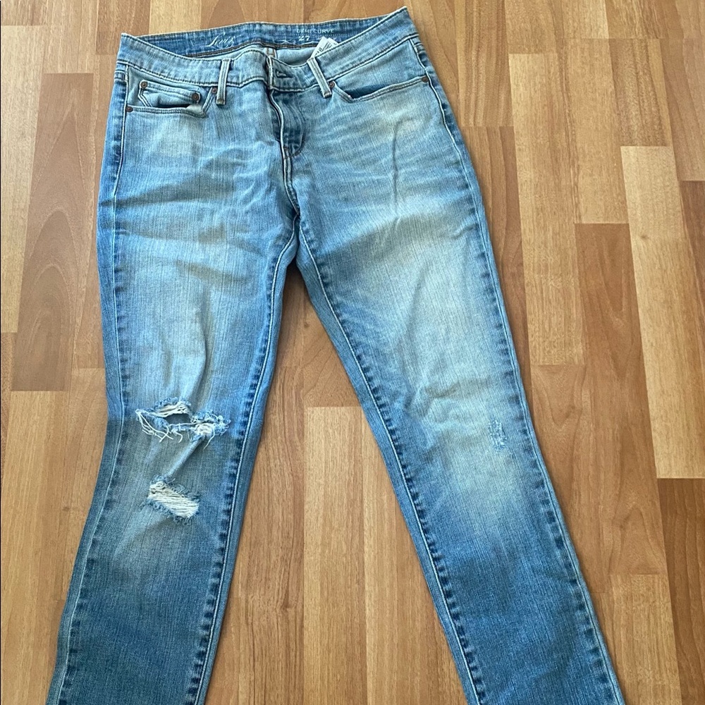 Levi’s Demi Curve jeans